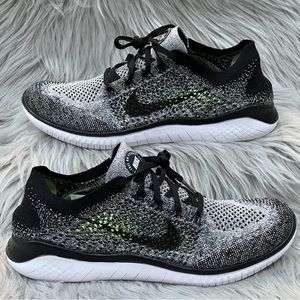 Nike Men’s Free Run Flyknit Sneakers-Grey & Black